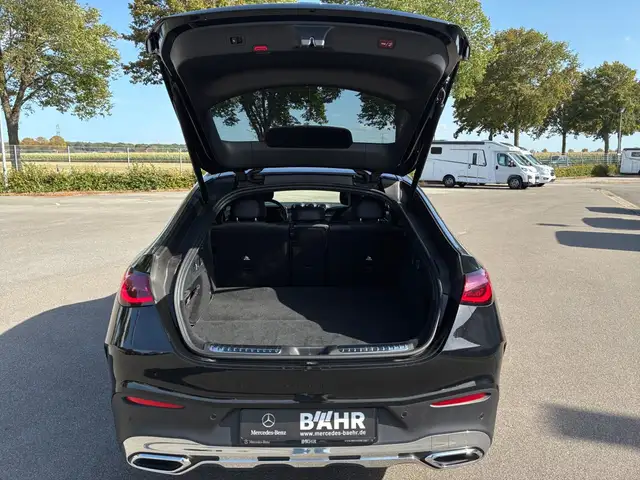 Mercedes-Benz GLC view 15