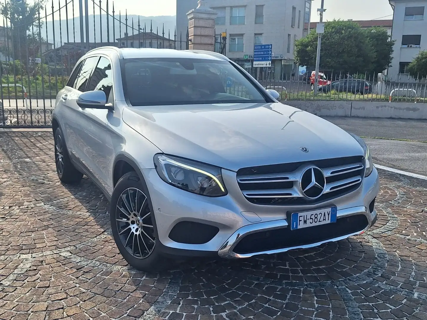 Mercedes-Benz GLC 220 Coupe d Business 4matic auto - 1