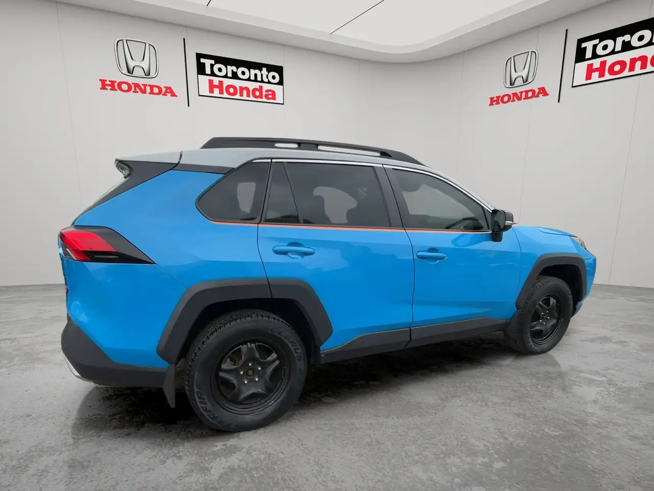 Toyota RAV 4 снимка Toyota RAV 4