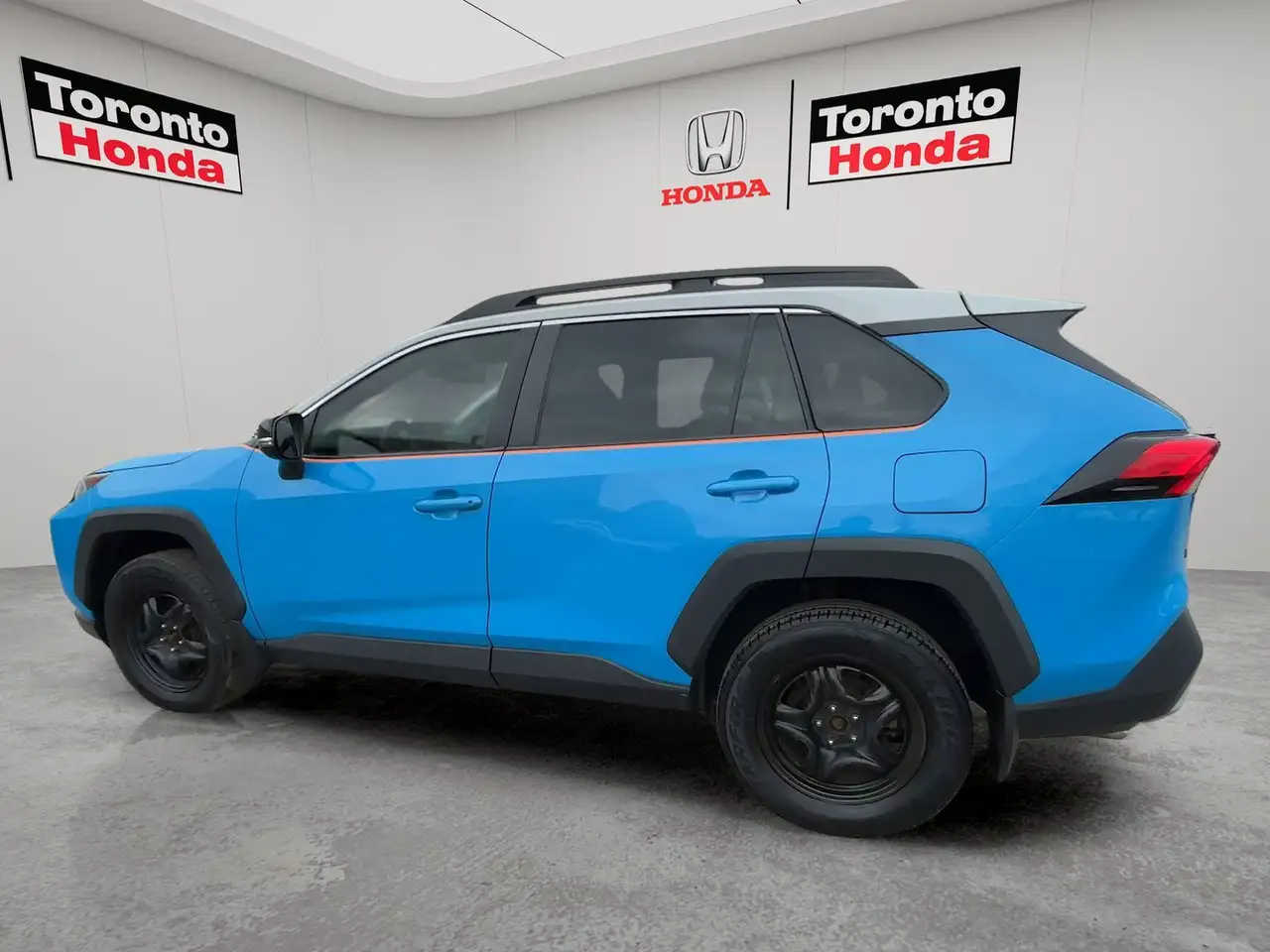 Toyota RAV 4 снимка Toyota RAV 4