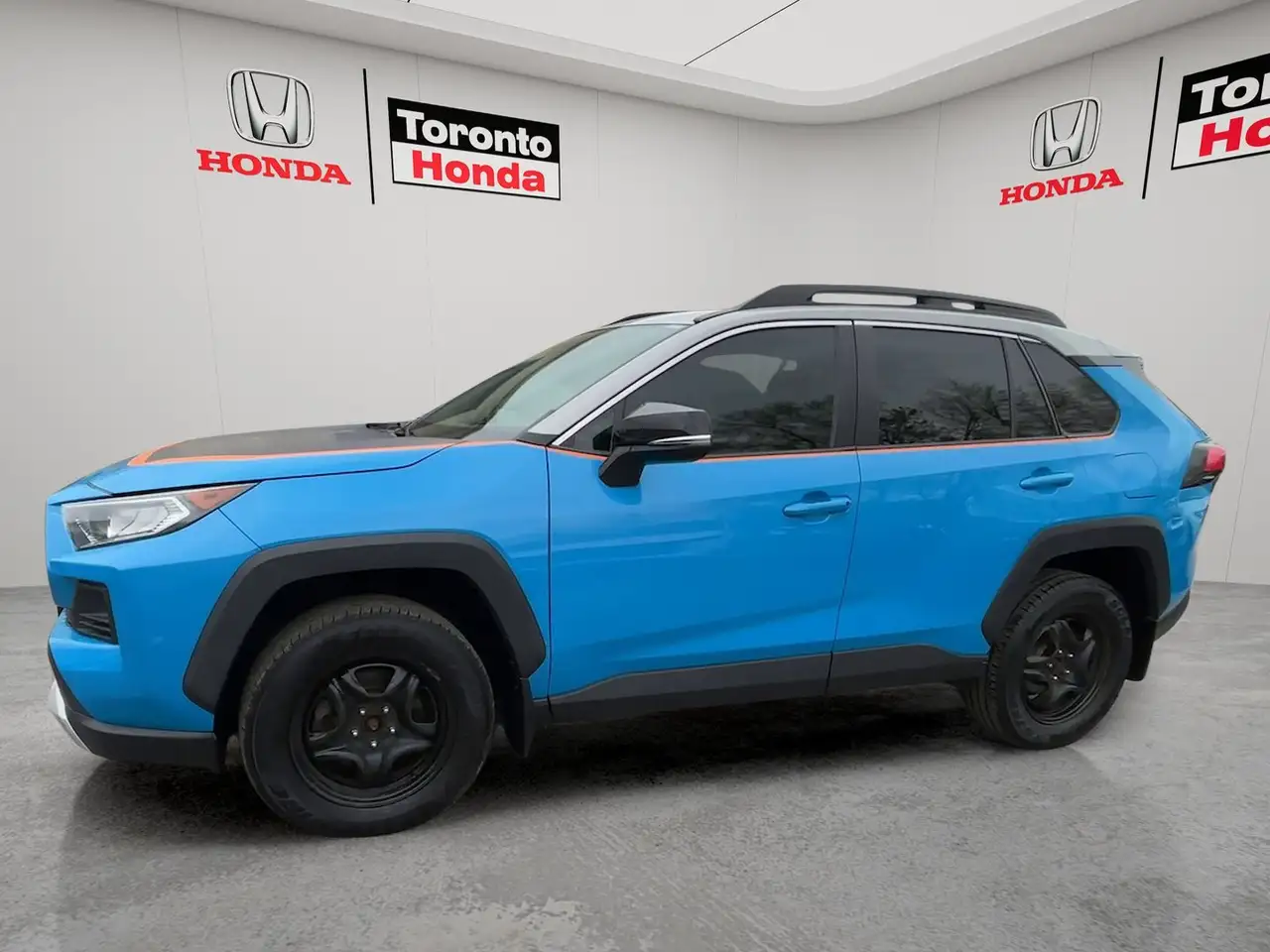 Toyota RAV 4 снимка Toyota RAV 4