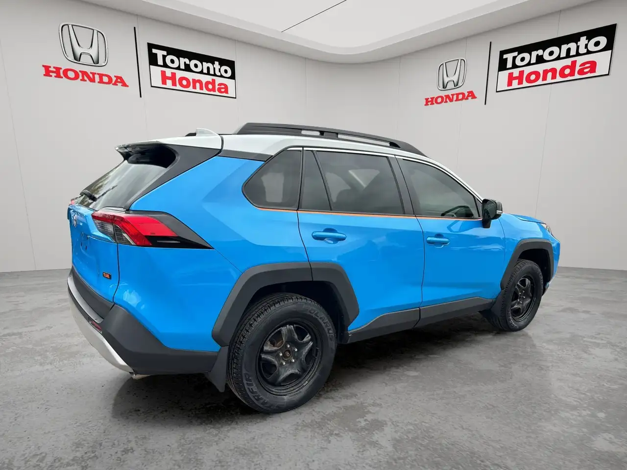 Toyota RAV 4 снимка Toyota RAV 4