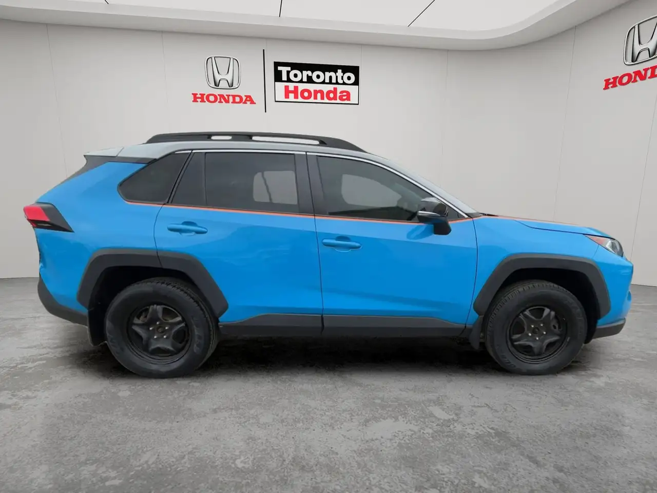 Toyota RAV 4 снимка Toyota RAV 4