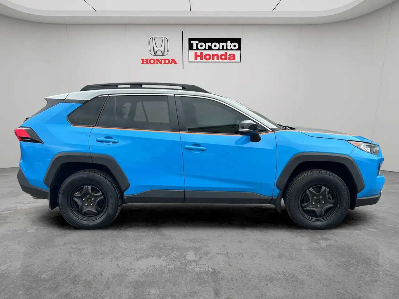 Toyota RAV 4 снимка Toyota RAV 4