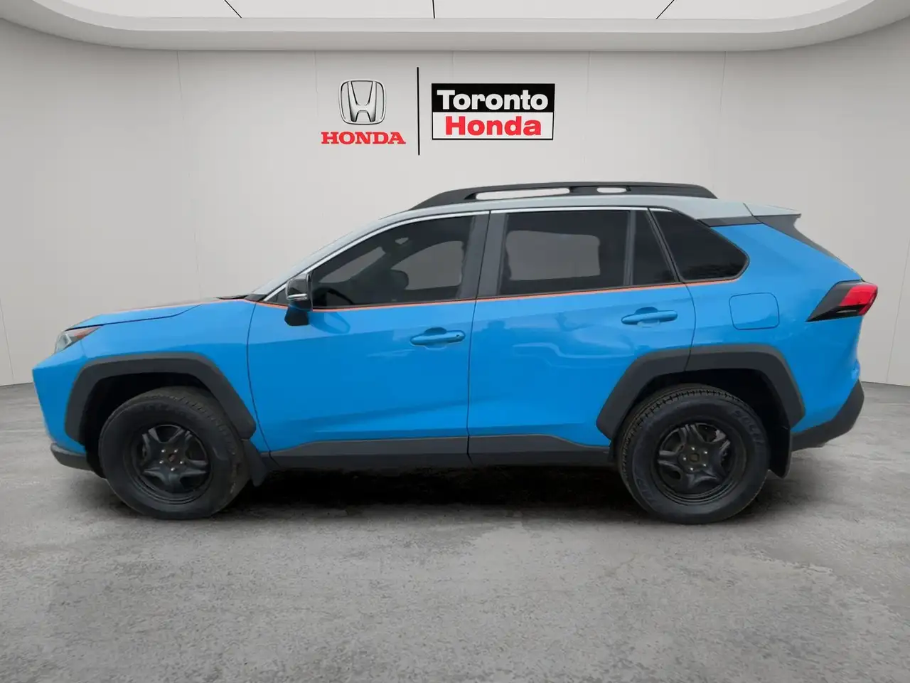 Toyota RAV 4 снимка Toyota RAV 4