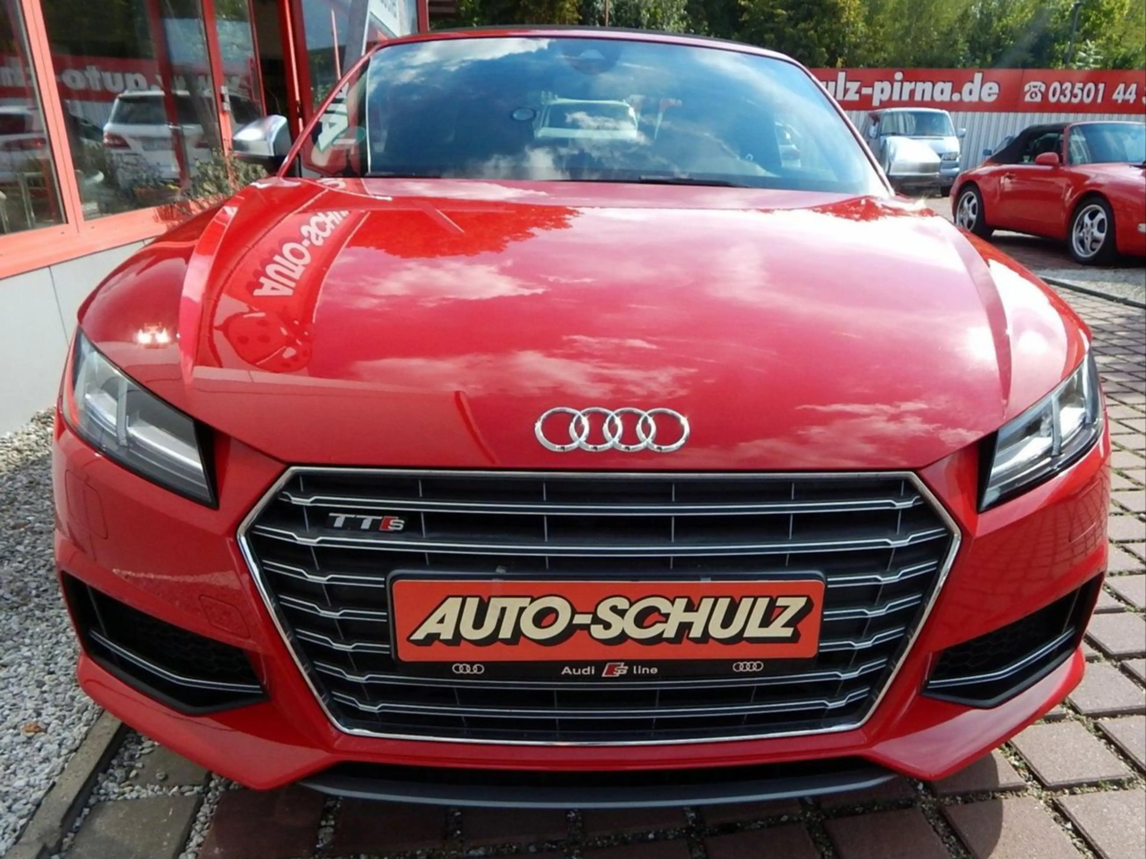 Audi TTS Roadster 2.0 TFSI quattro Sport — photo 4