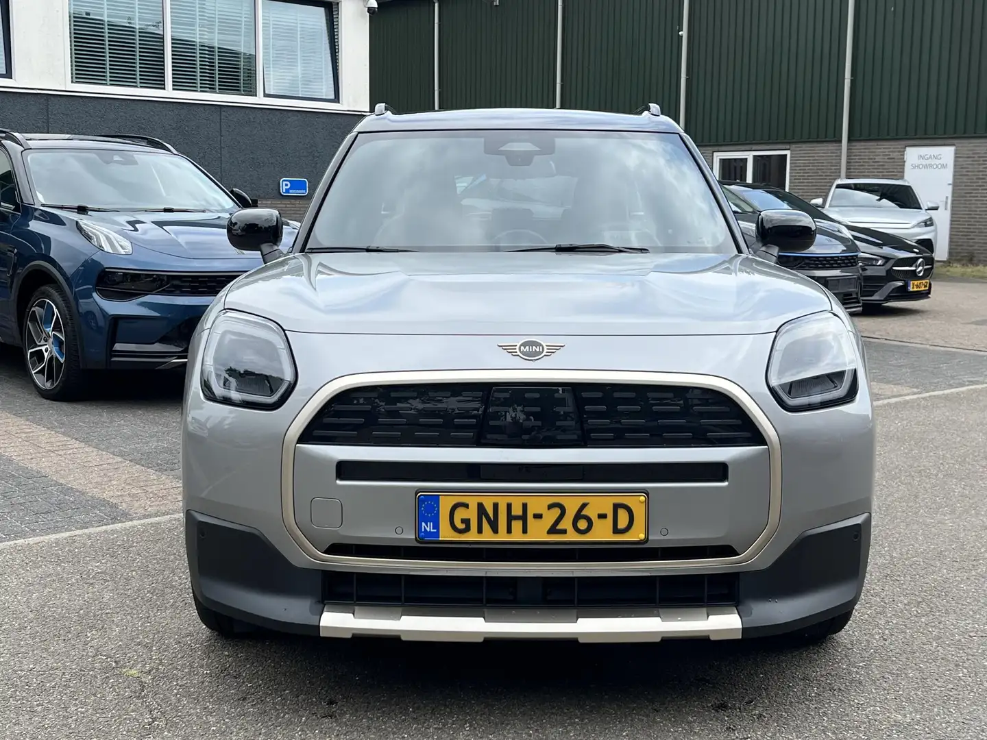MINI Countryman E Mini Favoured S 66.5 kWh ORIG. NL. NAP KM. | CAMER Grijs - 2