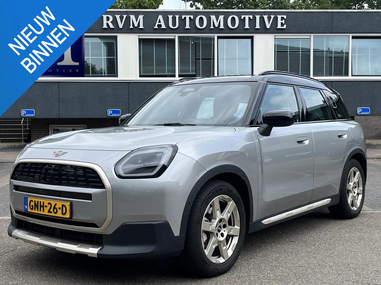MINI Countryman E Mini Favoured S 66.5 kWh ORIG. NL. NAP KM. | CAMER Grijs - 1