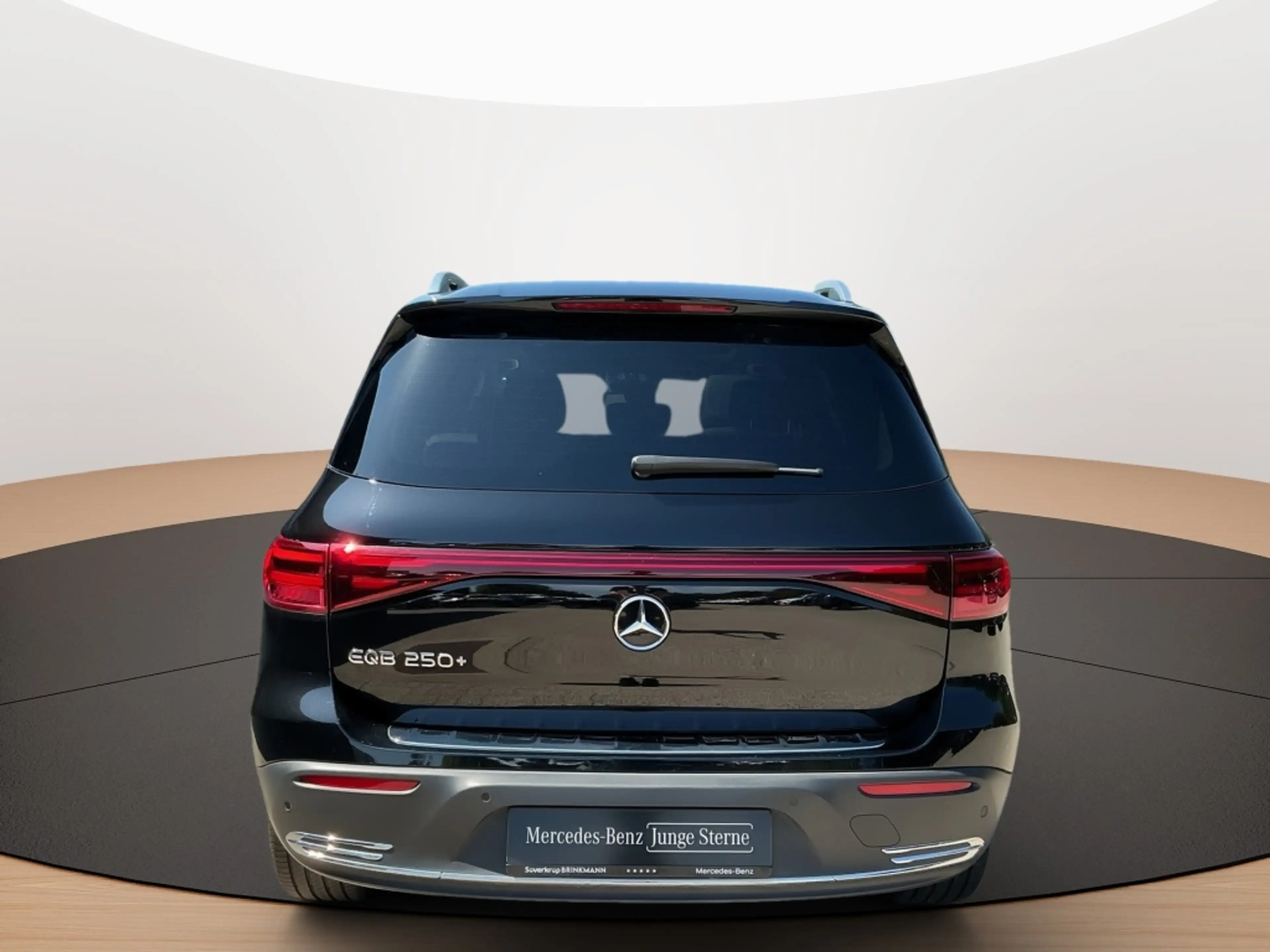 Mercedes-Benz EQB 250 + PROGRESSIVE KAMERA PANO SPUR STANDH PDC — photo 8