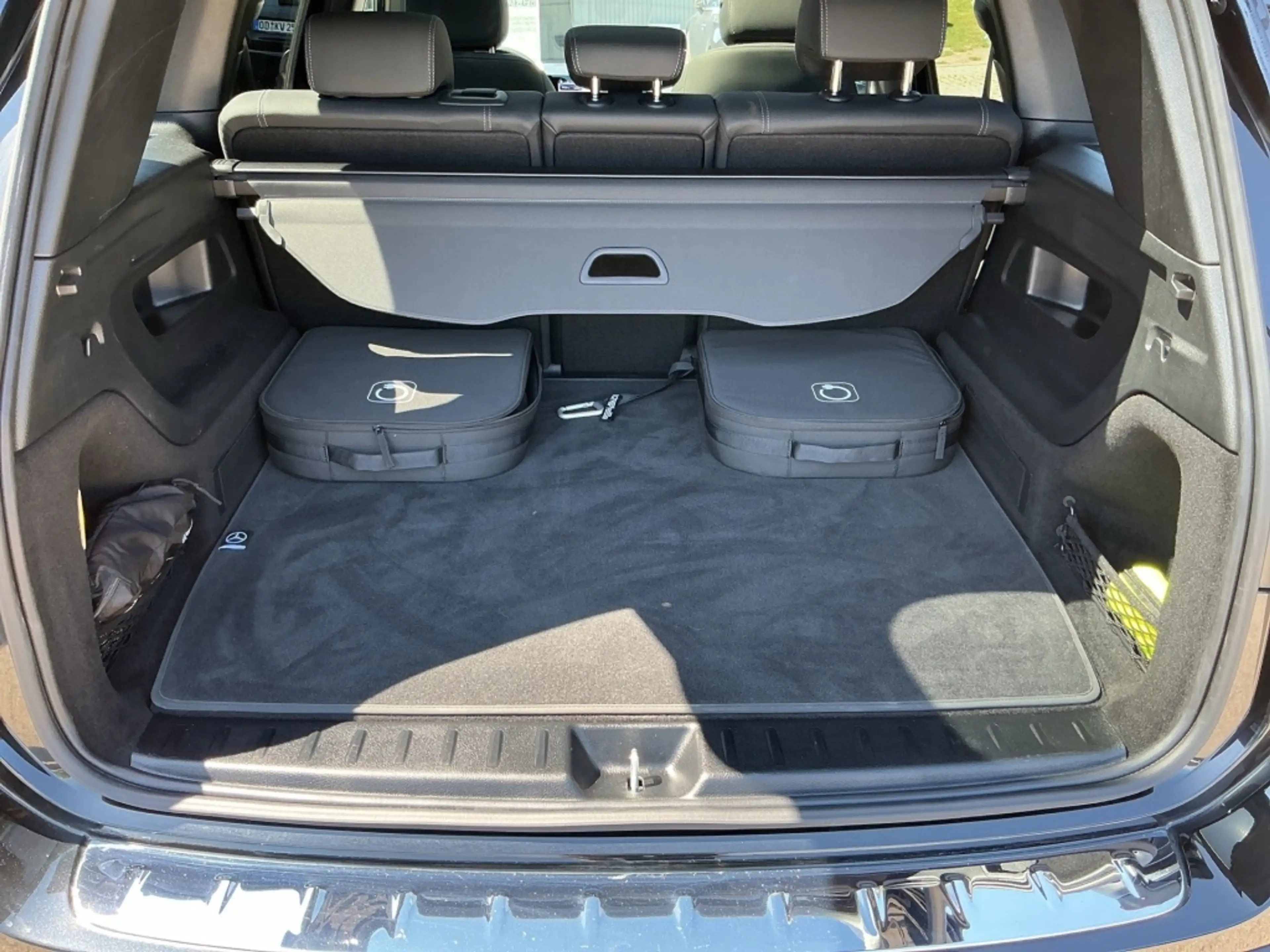 Mercedes-Benz EQB 250 + PROGRESSIVE KAMERA PANO SPUR STANDH PDC — photo 15
