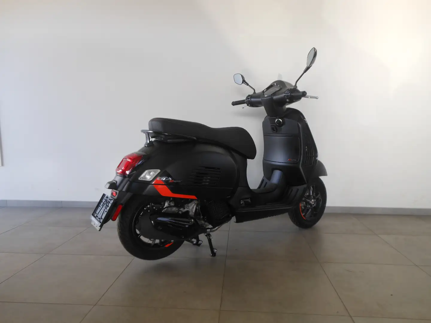 Vespa GTS Super Sport 125 Euro 5+ Noir - 2