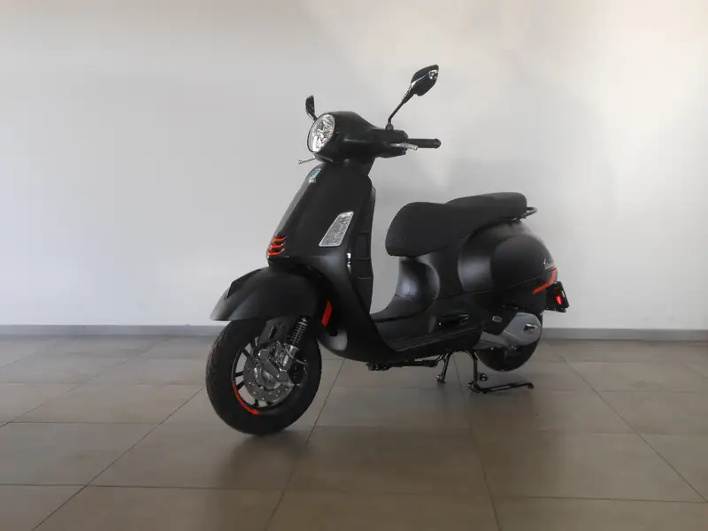 Vespa GTS Super Sport 125 - foto 7