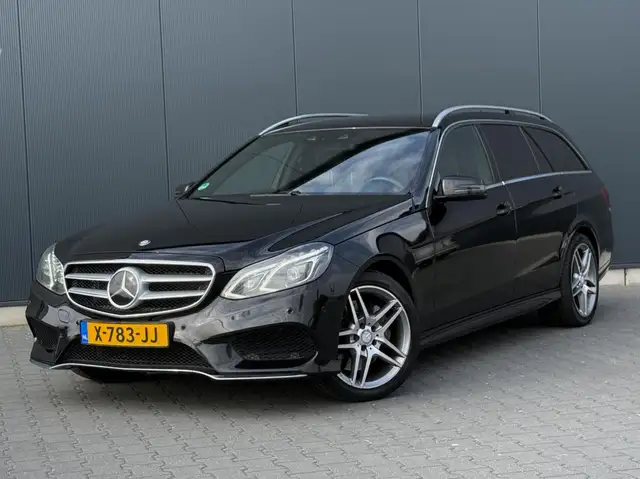 Mercedes-Benz E 400 Estate AMG-Pakket - Luchtvering - Led - Adaptief -