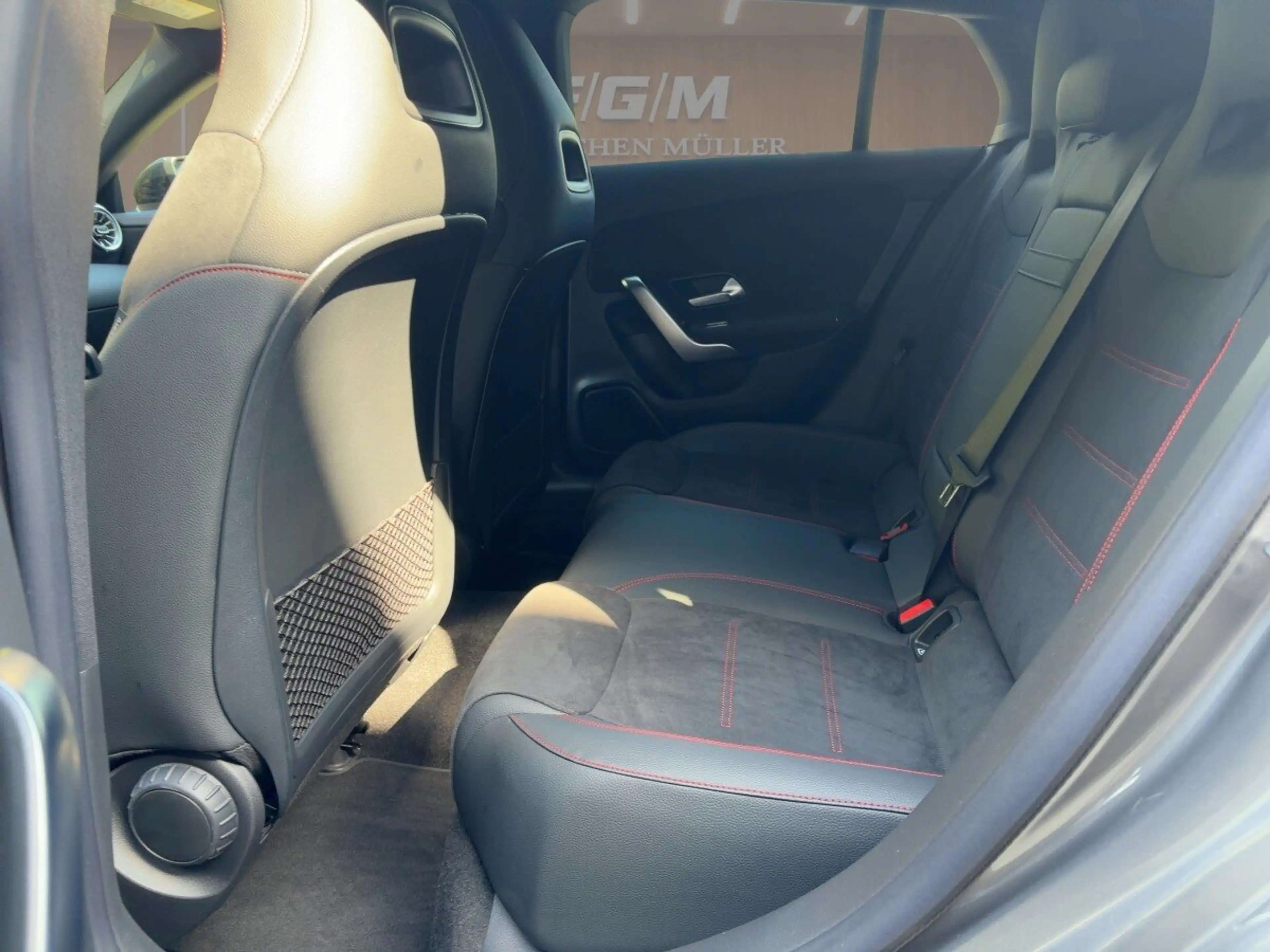 Mercedes-Benz CLA 220 CLA 220d Shooting Brake AMG-LINE+360+NIGHT+AMBIEN. — photo 7
