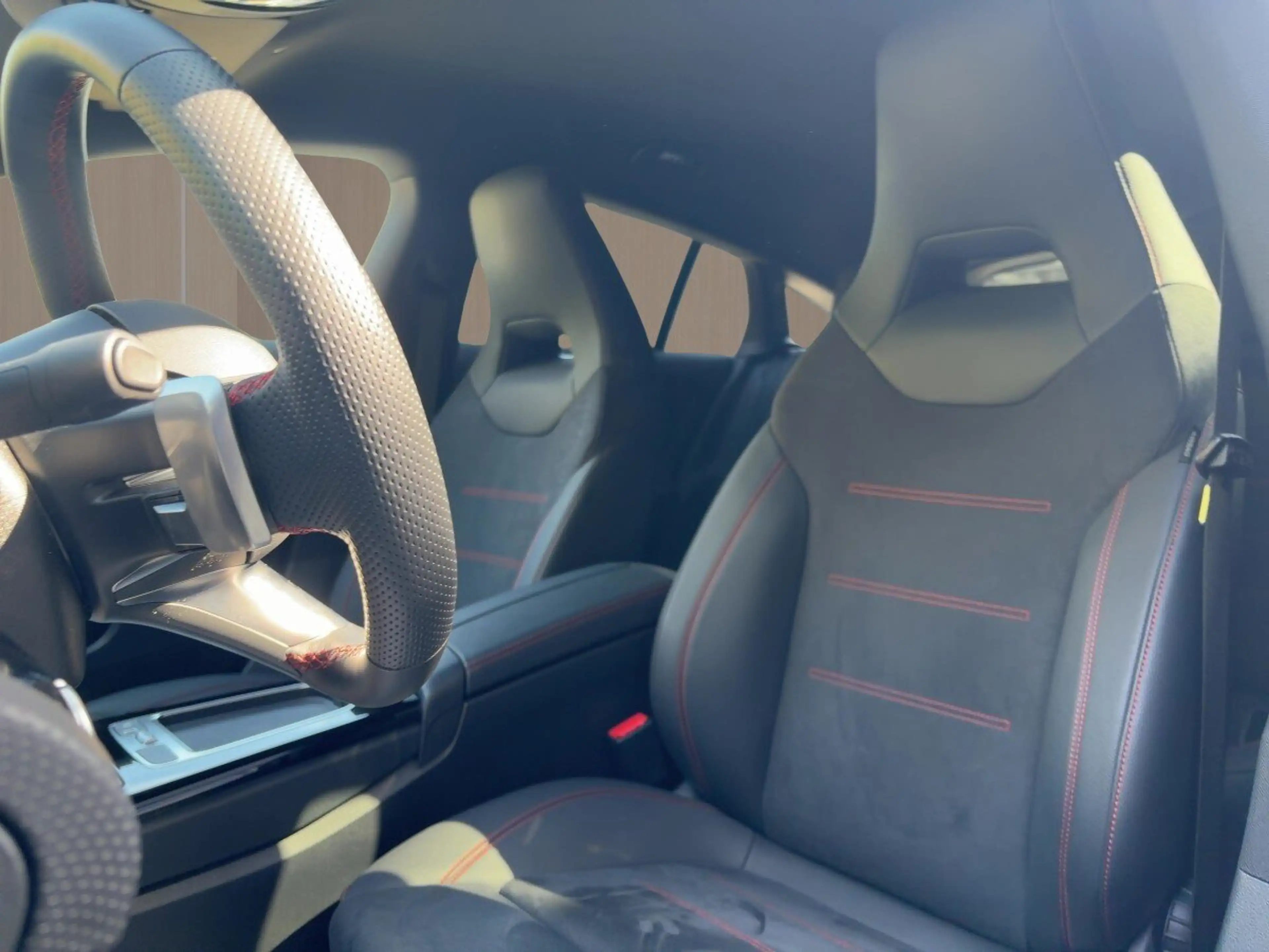 Mercedes-Benz CLA 220 CLA 220d Shooting Brake AMG-LINE+360+NIGHT+AMBIEN. — photo 12