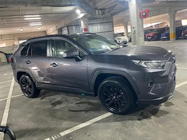 Toyota RAV 4 2.5l 220H Advance
