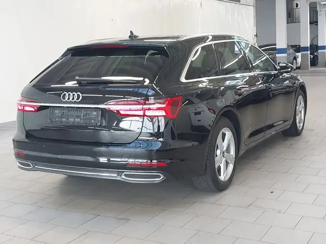 Audi A6 view 4