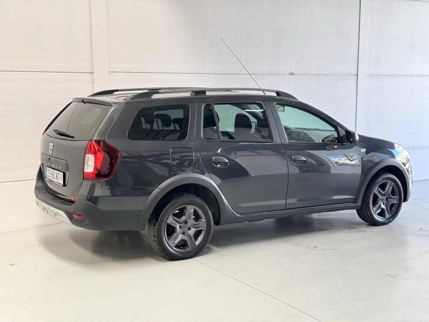 Dacia Logan MCV 0.9 TCE Stepway Gris - 2