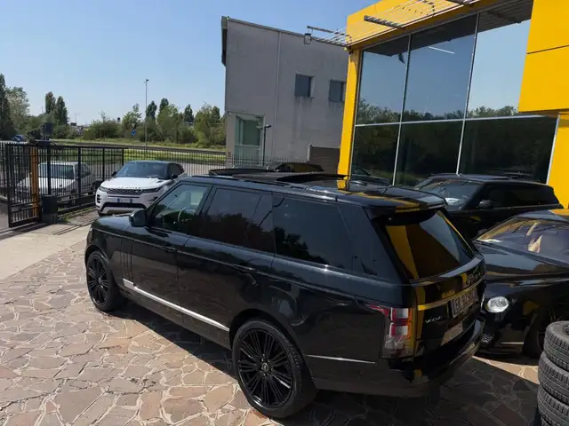 Land Rover Range Rover view 5