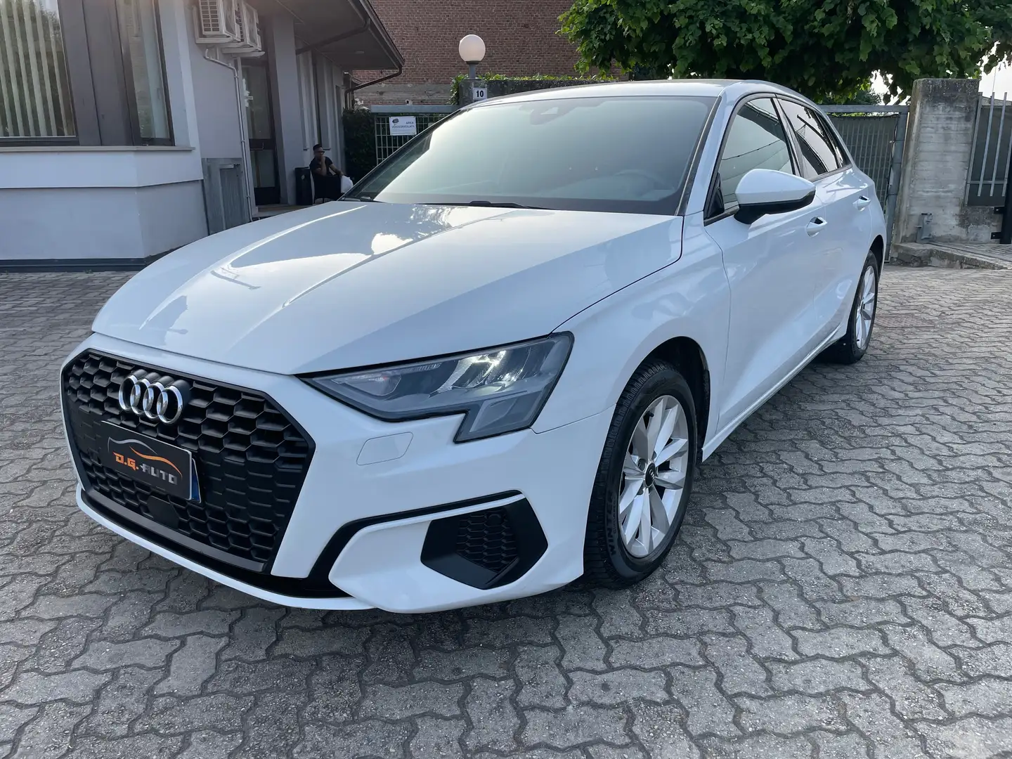 Audi A3 A3 Sportback 30 2.0 tdi Business Advanced s-tronic Weiß - 1