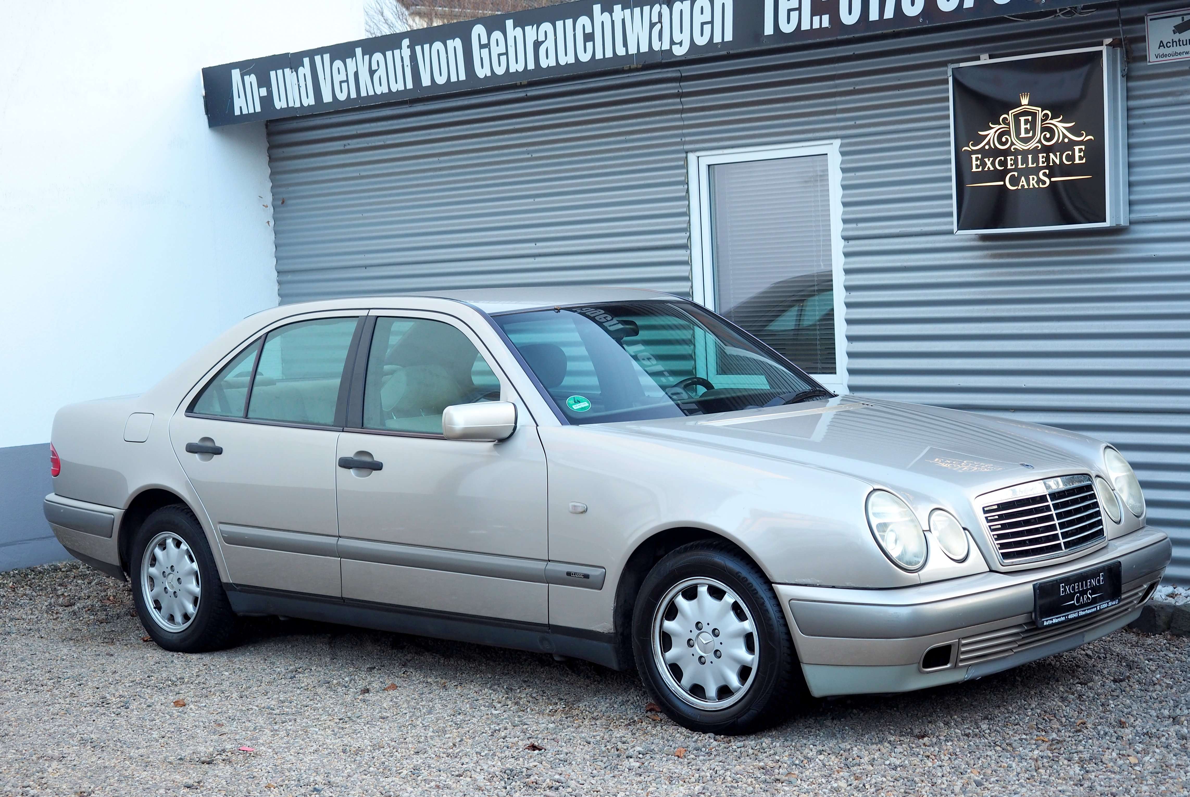 Ojazdené Mercedes Benz E-Class 220