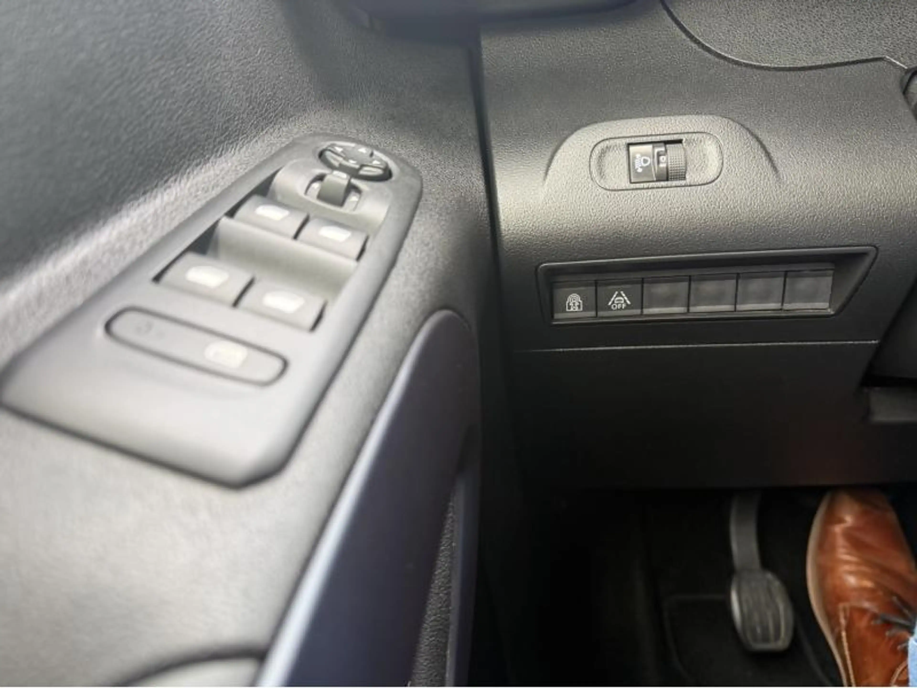 Peugeot Rifter Allure — photo 10