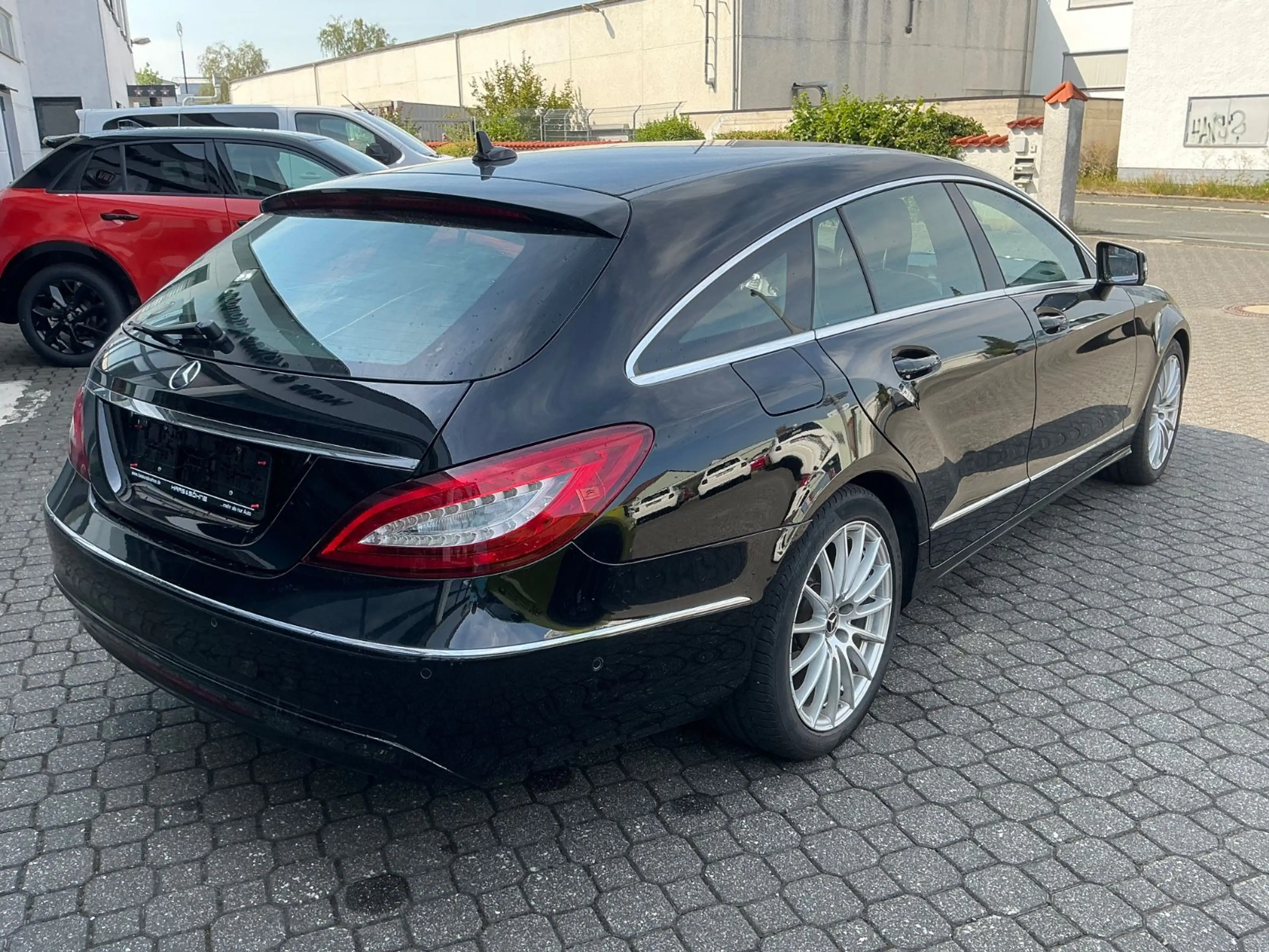 Mercedes-Benz CLS 250 CLS 250 d Shooting Brake *COMAND/SH/LED/TWA/WKR* — photo 3