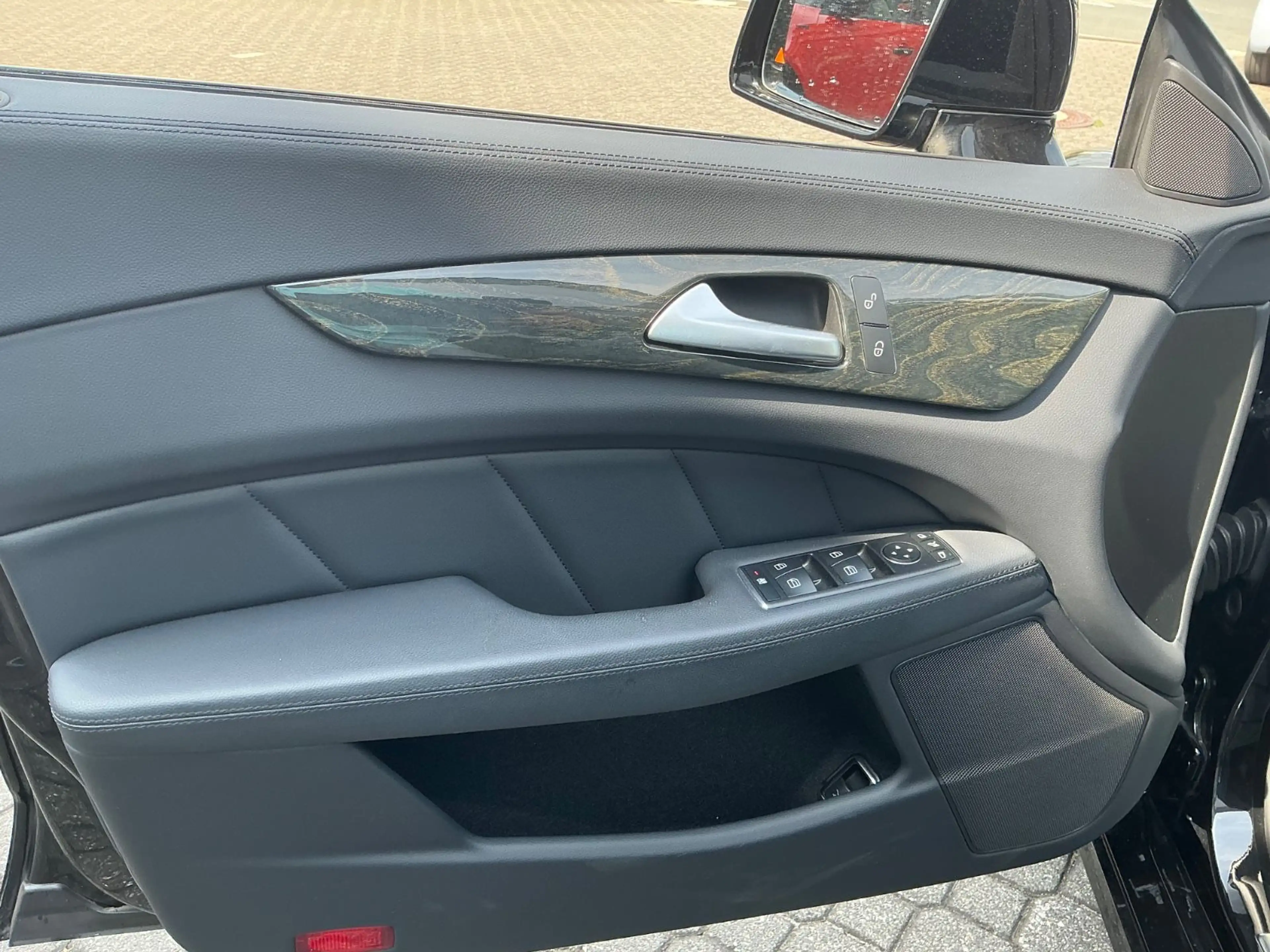 Mercedes-Benz CLS 250 CLS 250 d Shooting Brake *COMAND/SH/LED/TWA/WKR* — photo 13