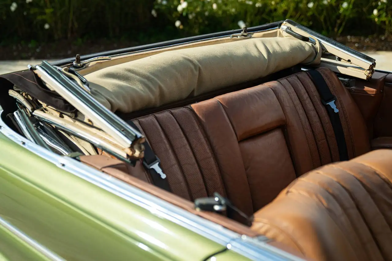 Mercedes-Benz 220 SE CABRIOLET, foto 12