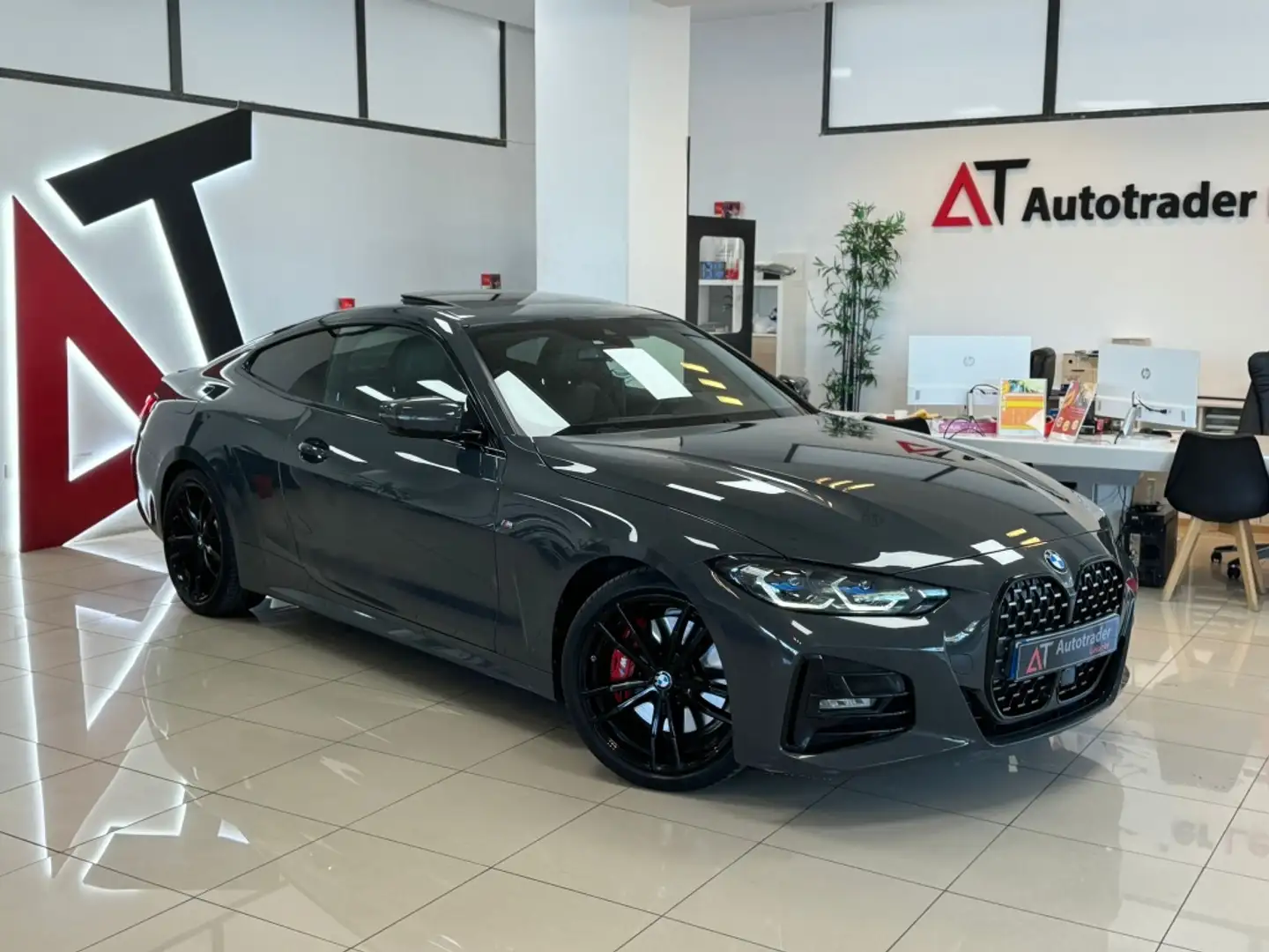 BMW 420 420iA Coupé M Sport Pro Grau - 1