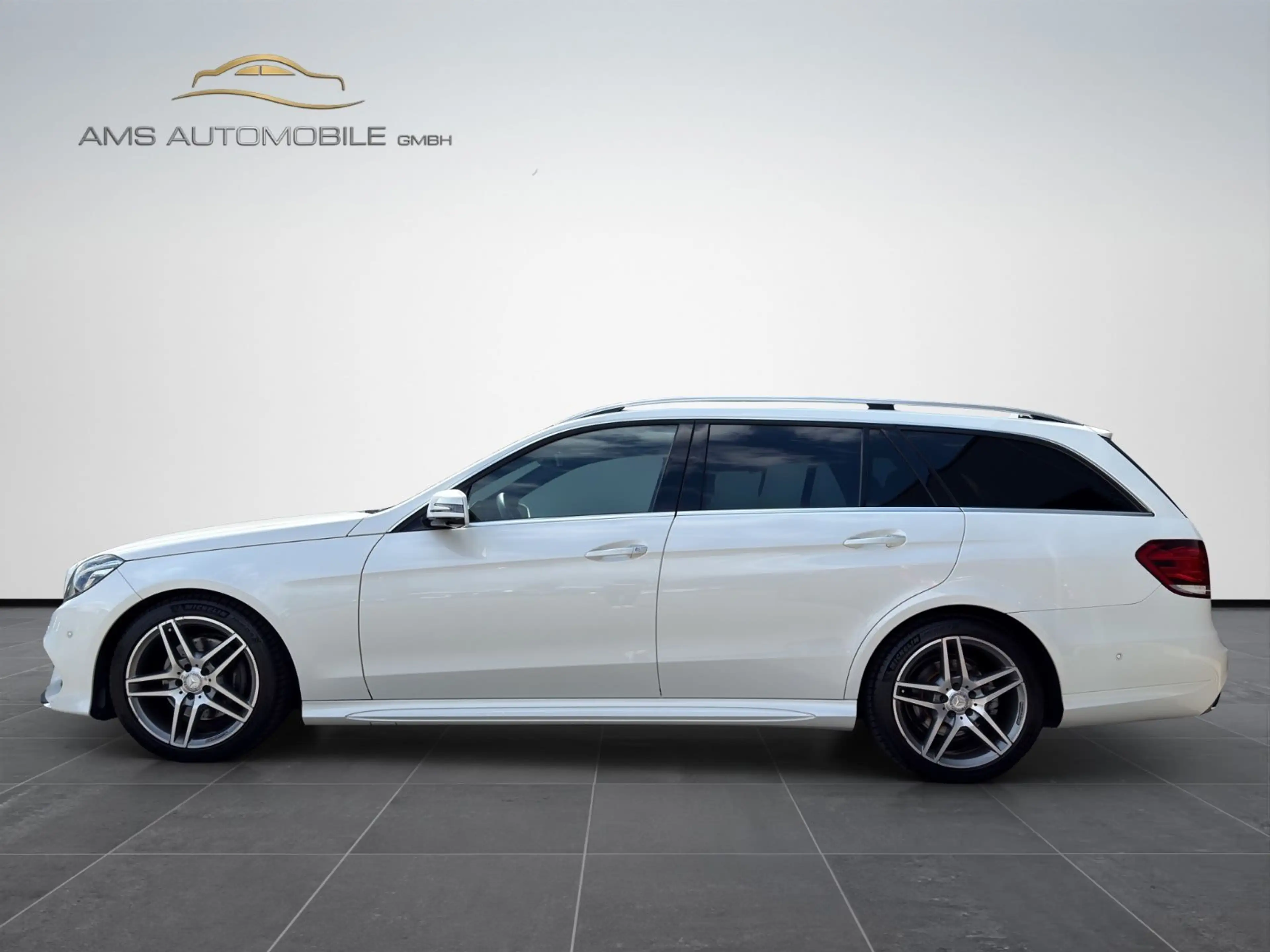 Mercedes-Benz E 300 CGI 4Matic*AMG*LED*PANO*DISTRONIC*360° — photo 7