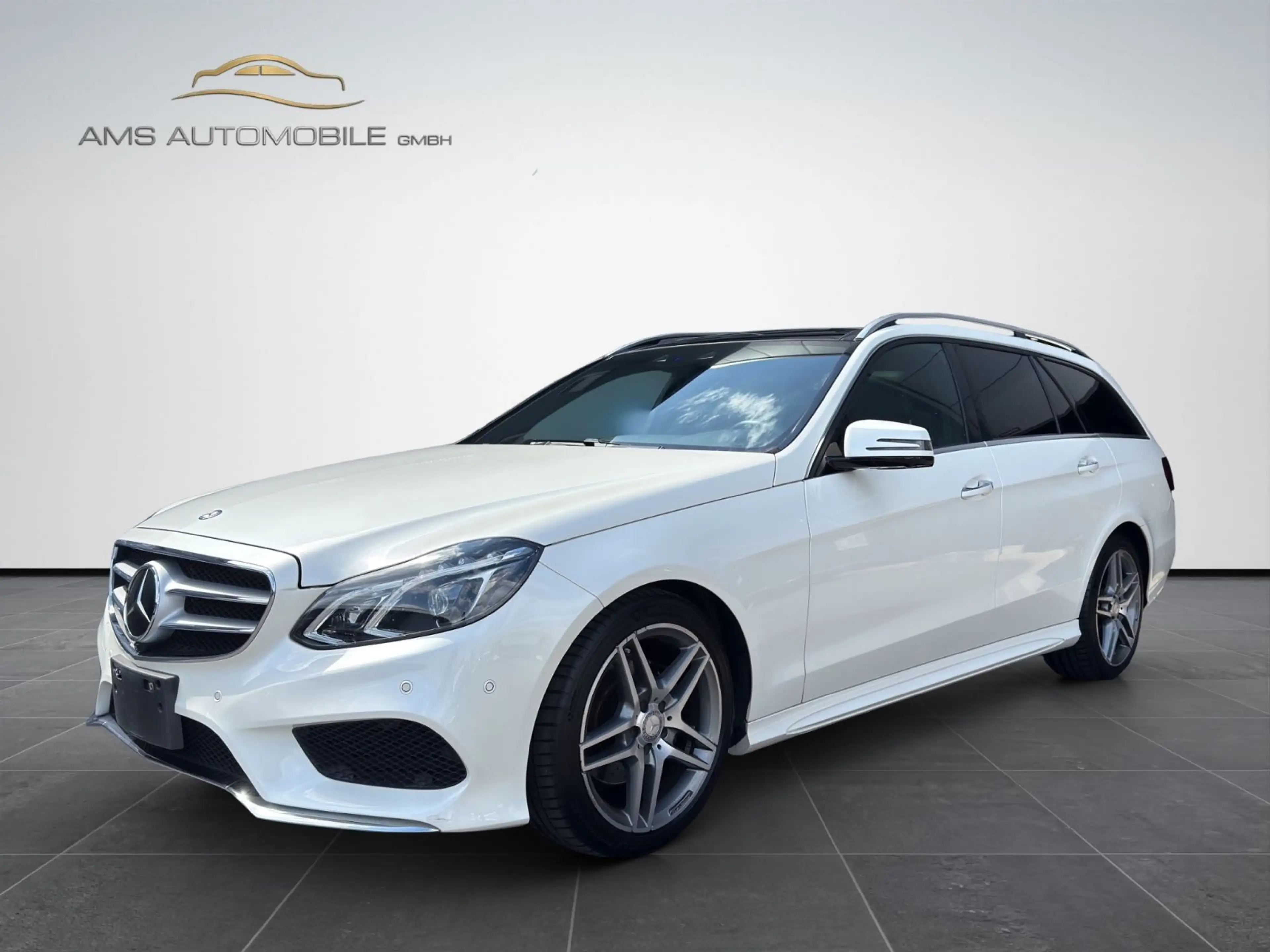 Mercedes-Benz E 300 CGI 4Matic*AMG*LED*PANO*DISTRONIC*360°