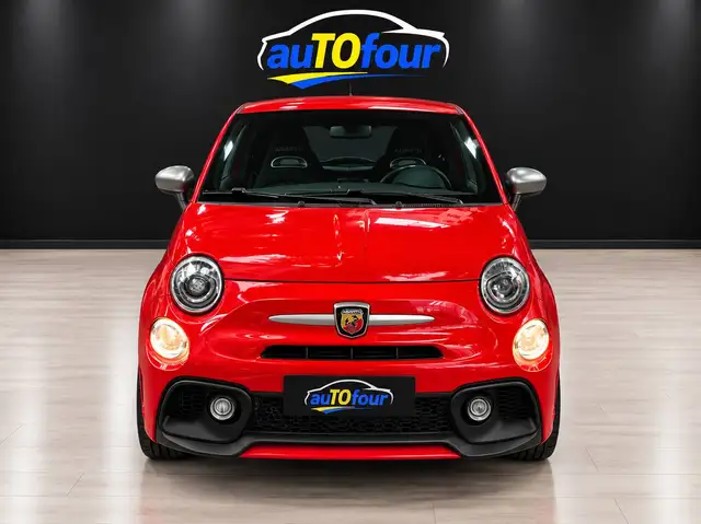 Abarth 595 view 2