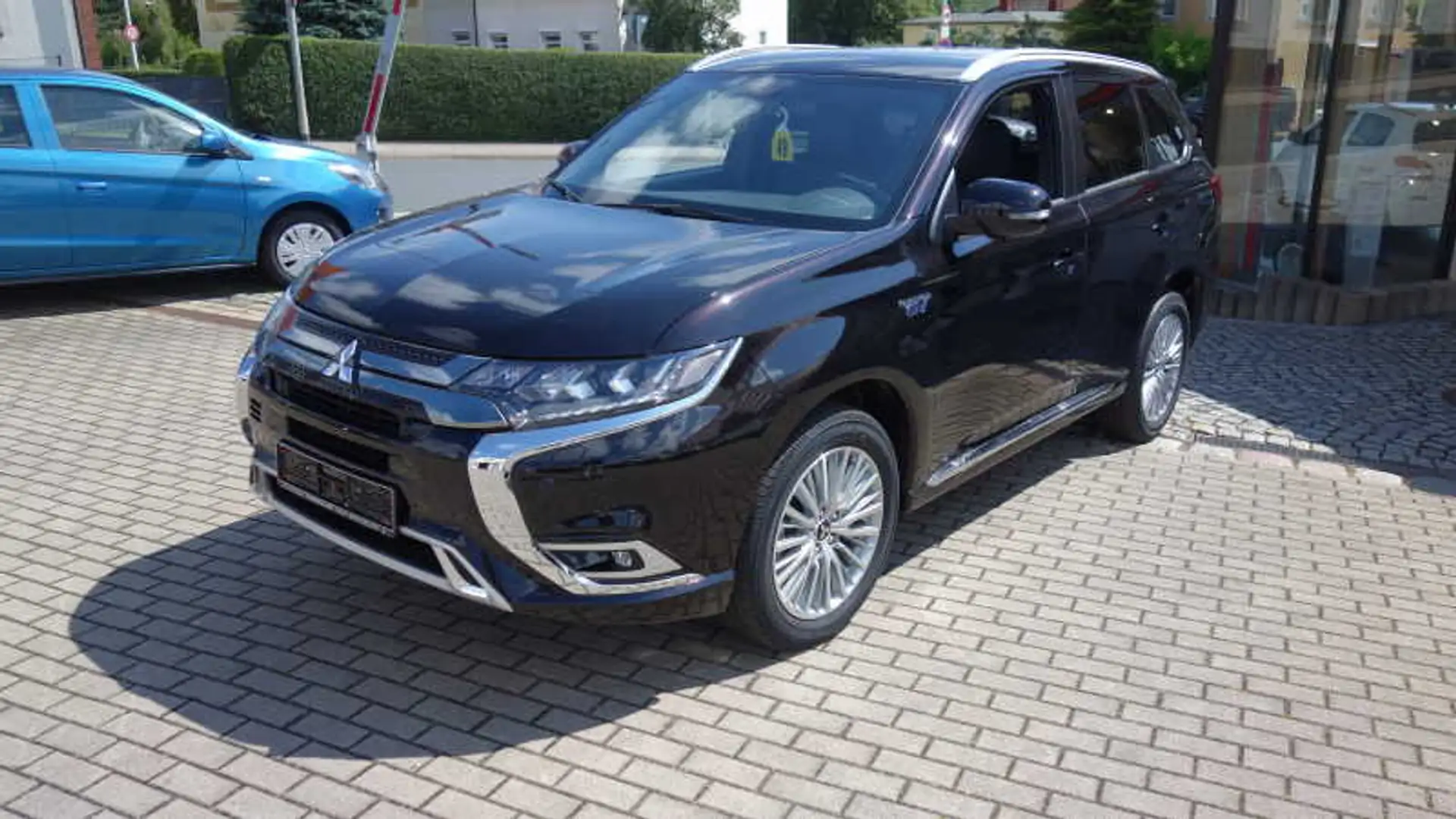 Mitsubishi Outlander PHEV 2.4 TOP AHK,LED,ACC,Schiebedach Schwarz - 2