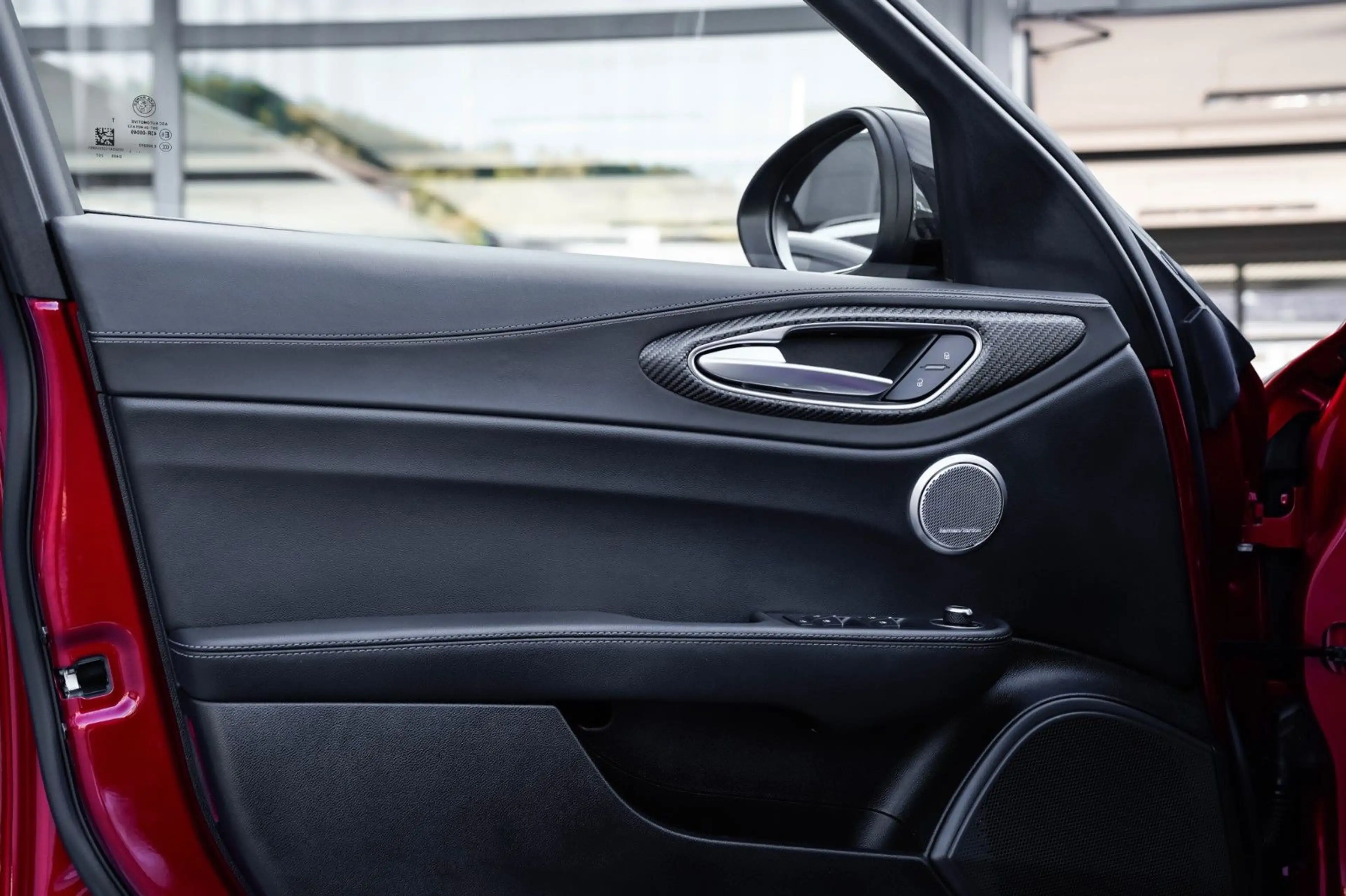 Alfa Romeo Giulia Quadrifoglio Carbon-Leder-Kamera *VOLL* — photo 16