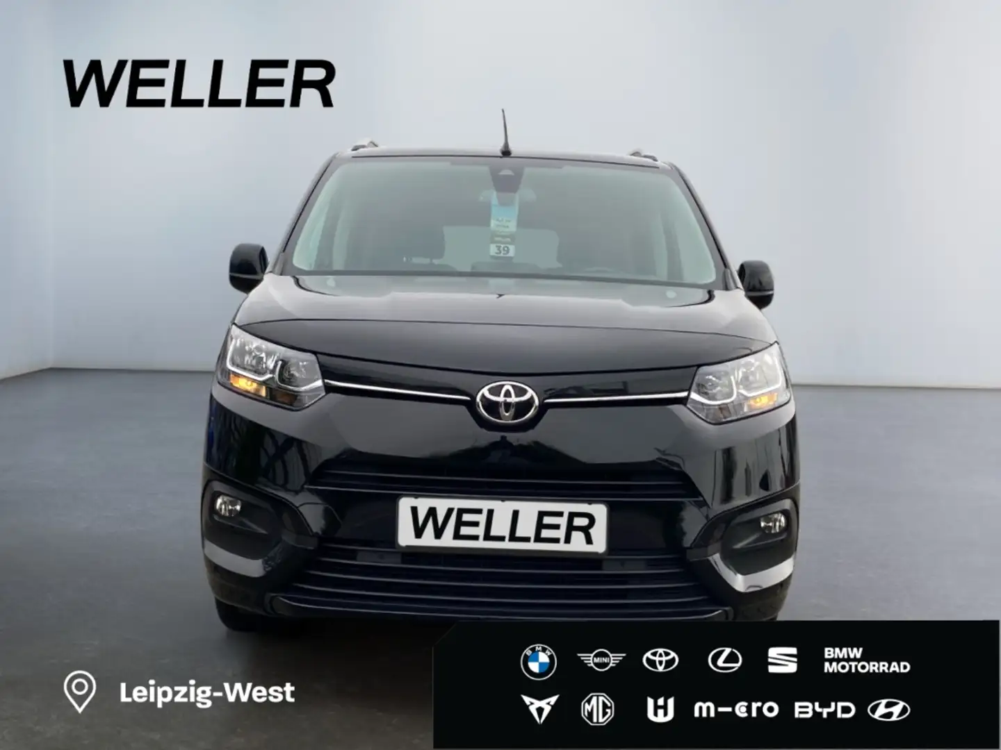 Toyota Proace City Verso 1.2 Turbo L1 Team D *Pano*SHZ* Schwarz - 2