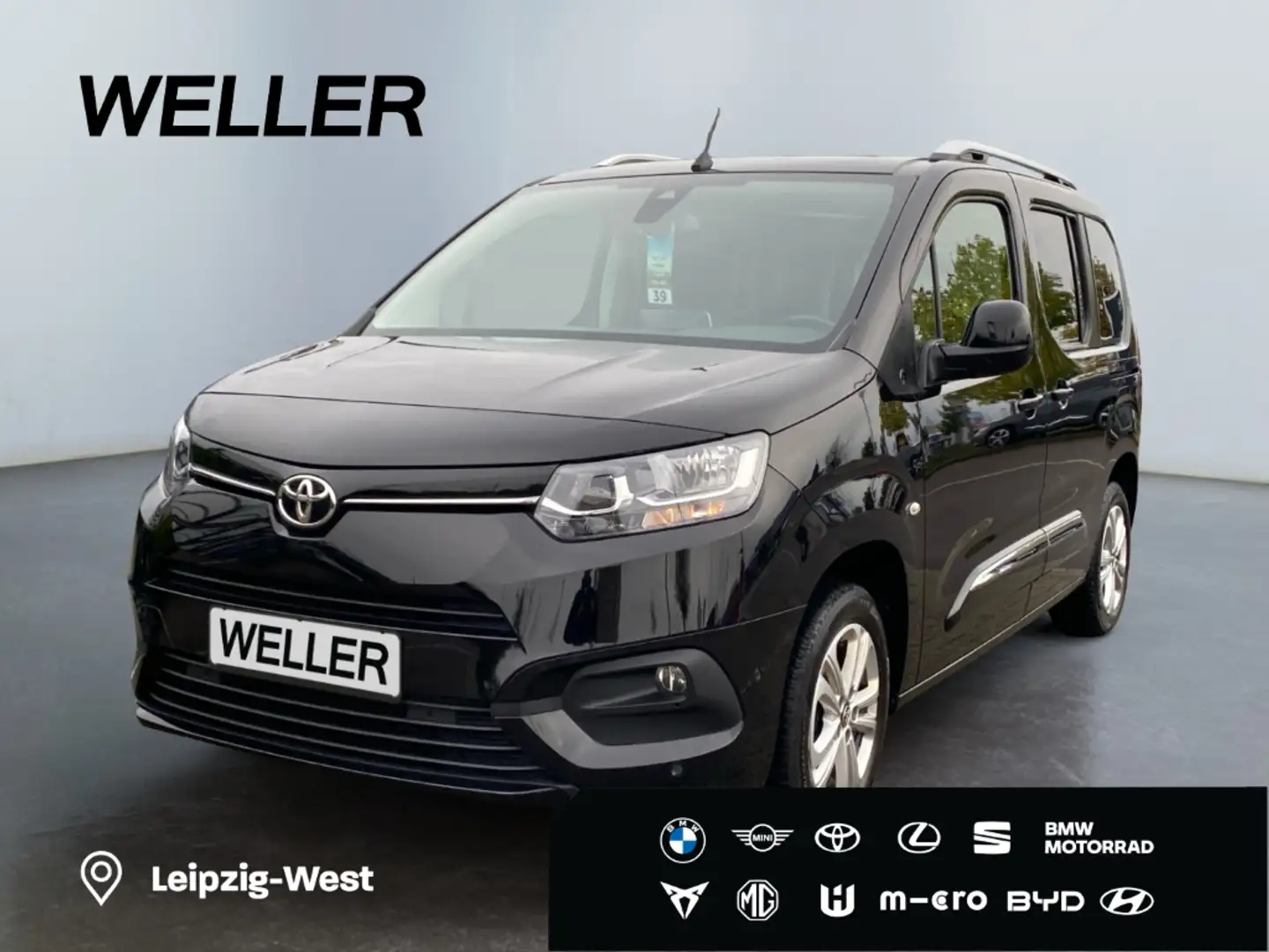 Toyota Proace City Verso 1.2 Turbo L1 Team D *Pano*SHZ* Schwarz - 1