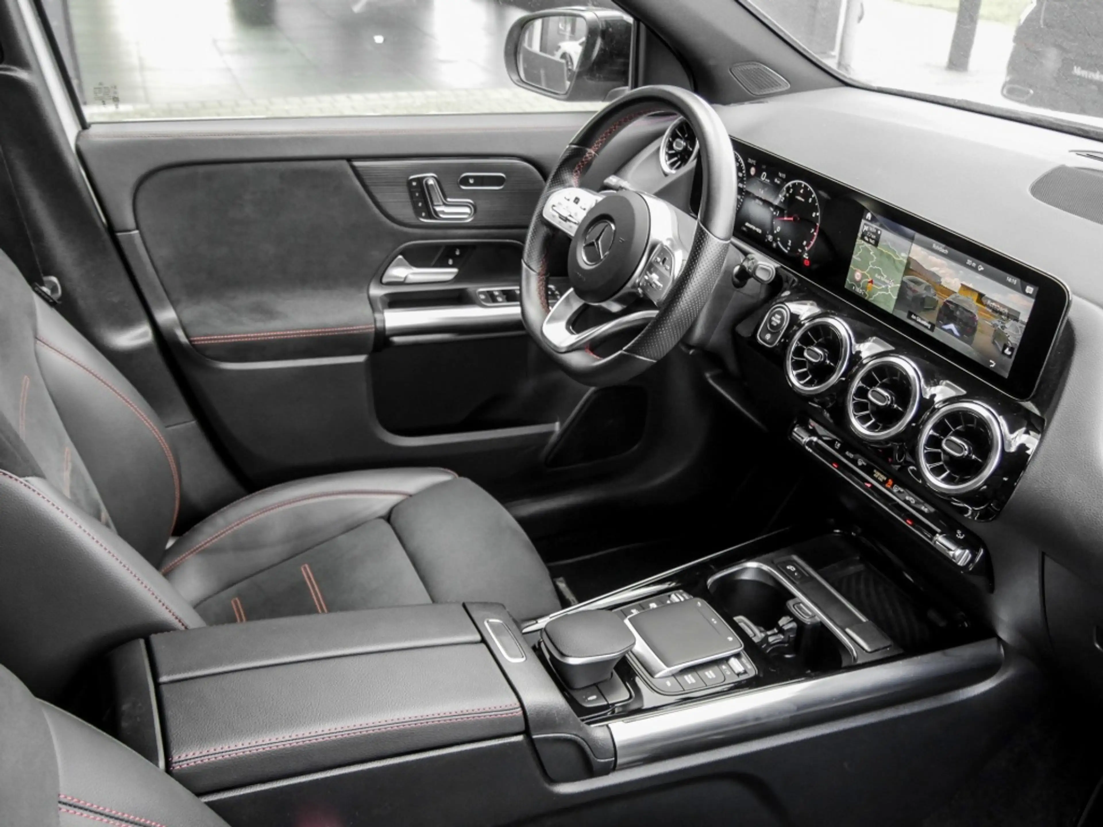 Mercedes-Benz A 35 AMG GL 4M AHK/Night/360/Totw/Memo/Keyl/LED — photo 4