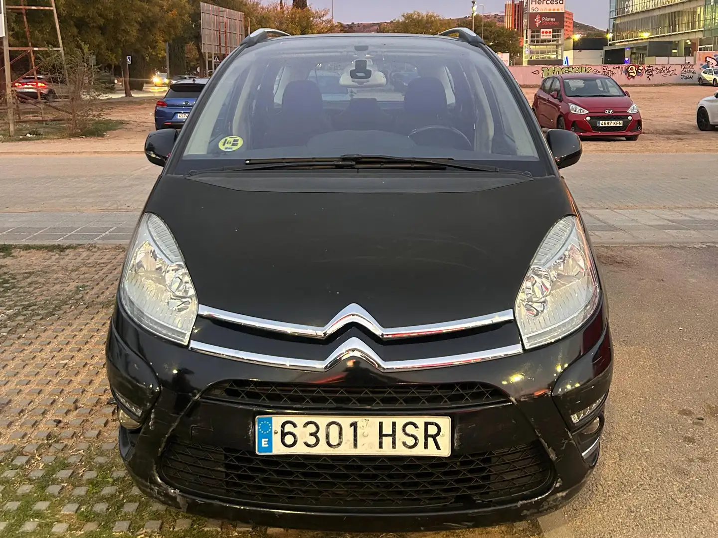 Citroën Grand C4 Picasso Exclusive  C4 Grand Picasso 2.0HDI Exclusive  CAS Negro - 2