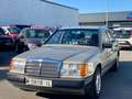 Mercedes-Benz 230 E Beige - thumbnail 1