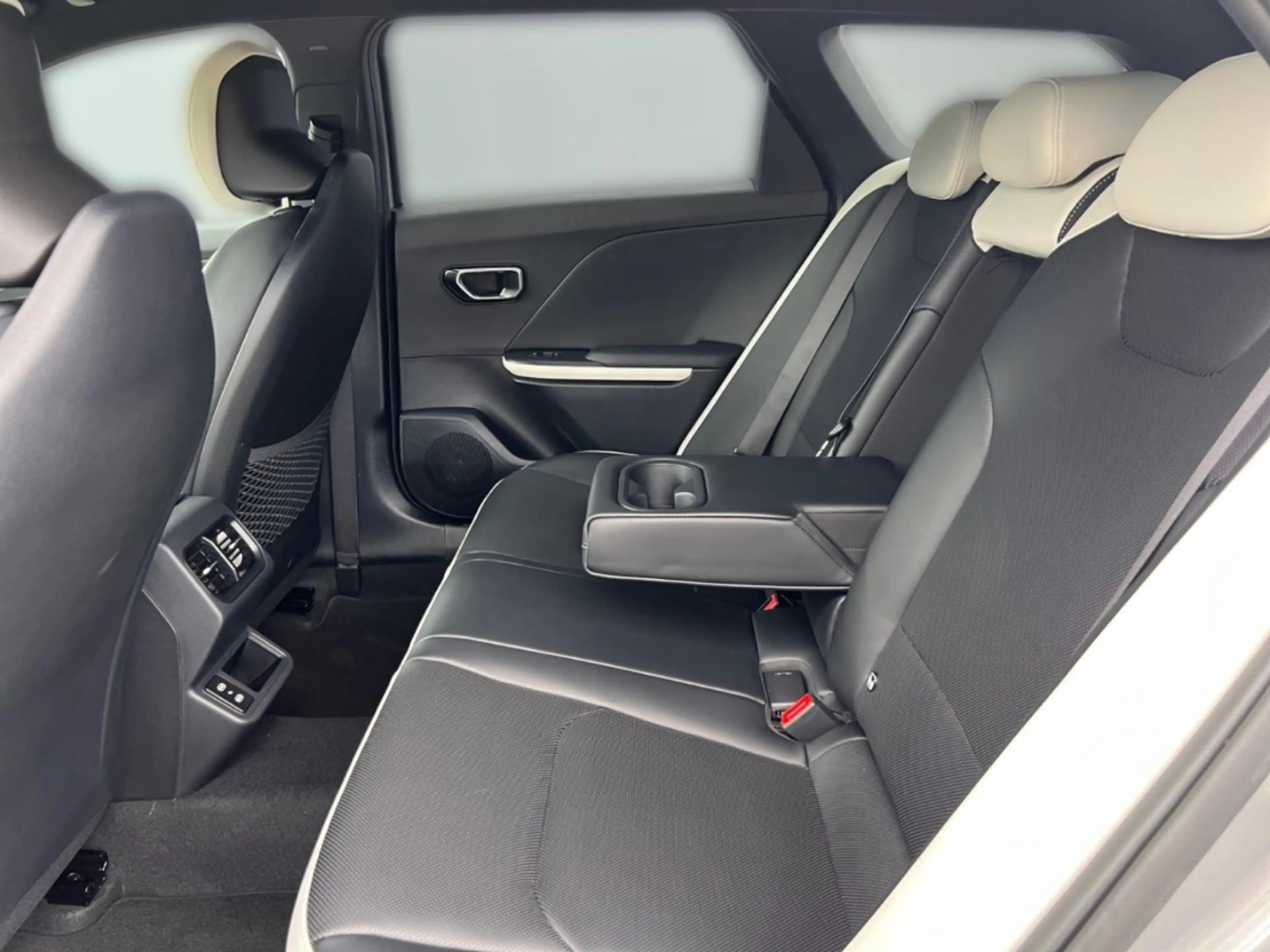 Kia K4 SW 1.6T GT-Line DCT7 360°Kamera Head-Up Leder — photo 11