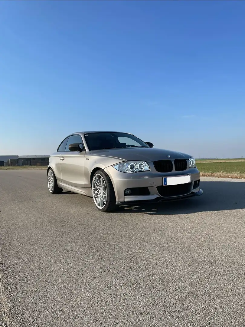 BMW 120 - 1