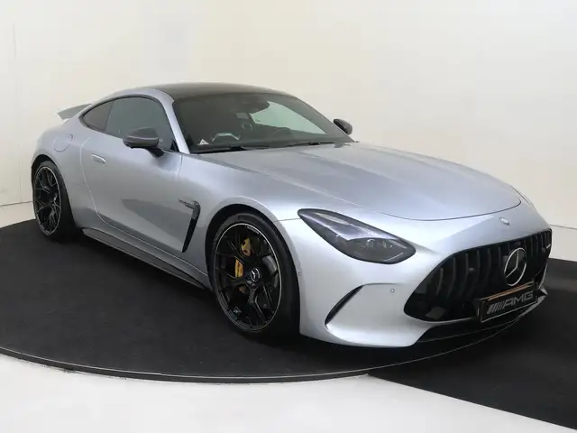 Mercedes-Benz Amg GT view 2