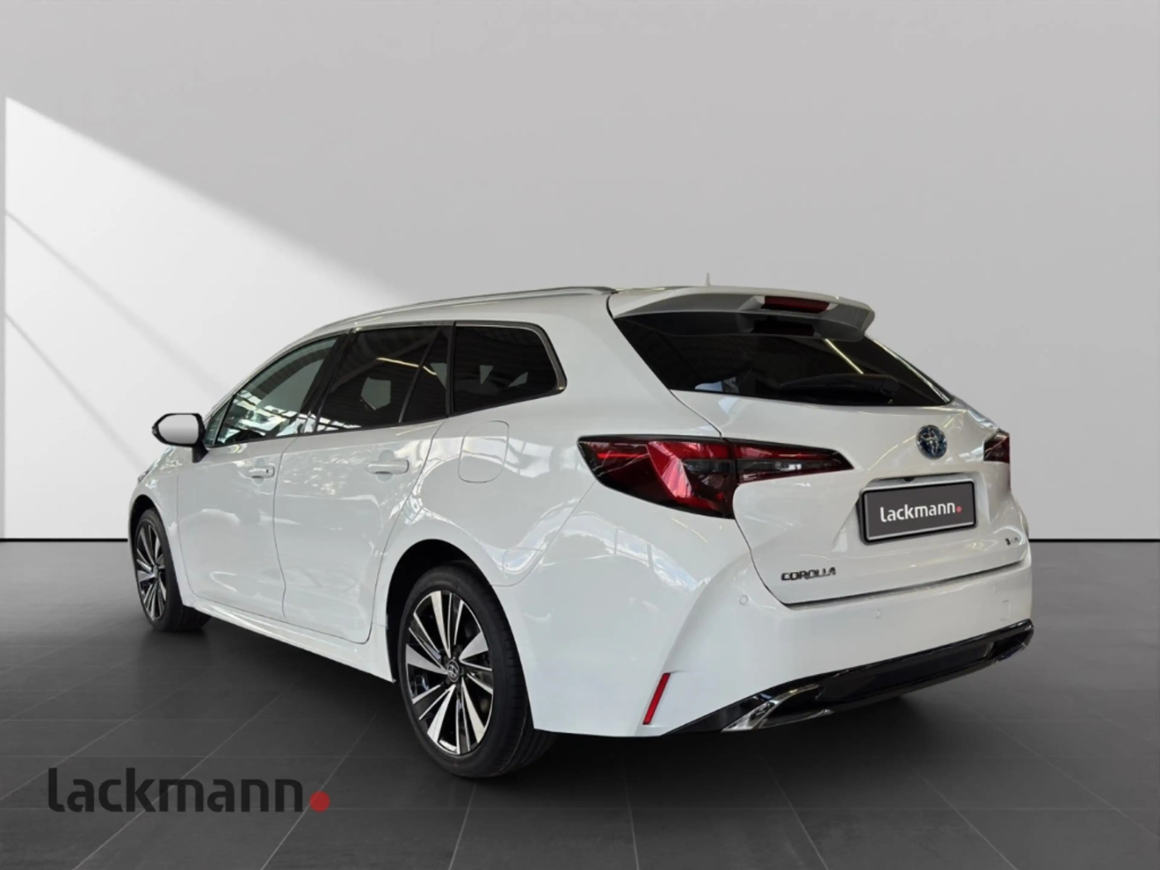 Toyota Corolla Touring Sports Hybrid Teamplayer Technik-Paket ele — photo 7