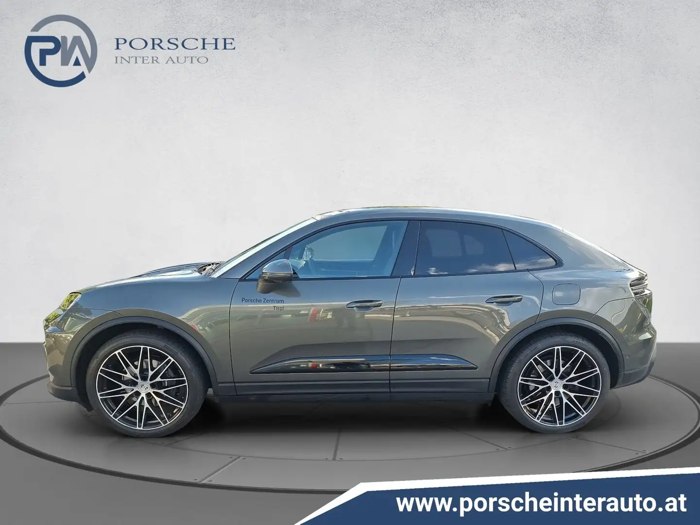 Porsche Macan 4 Grün - 2