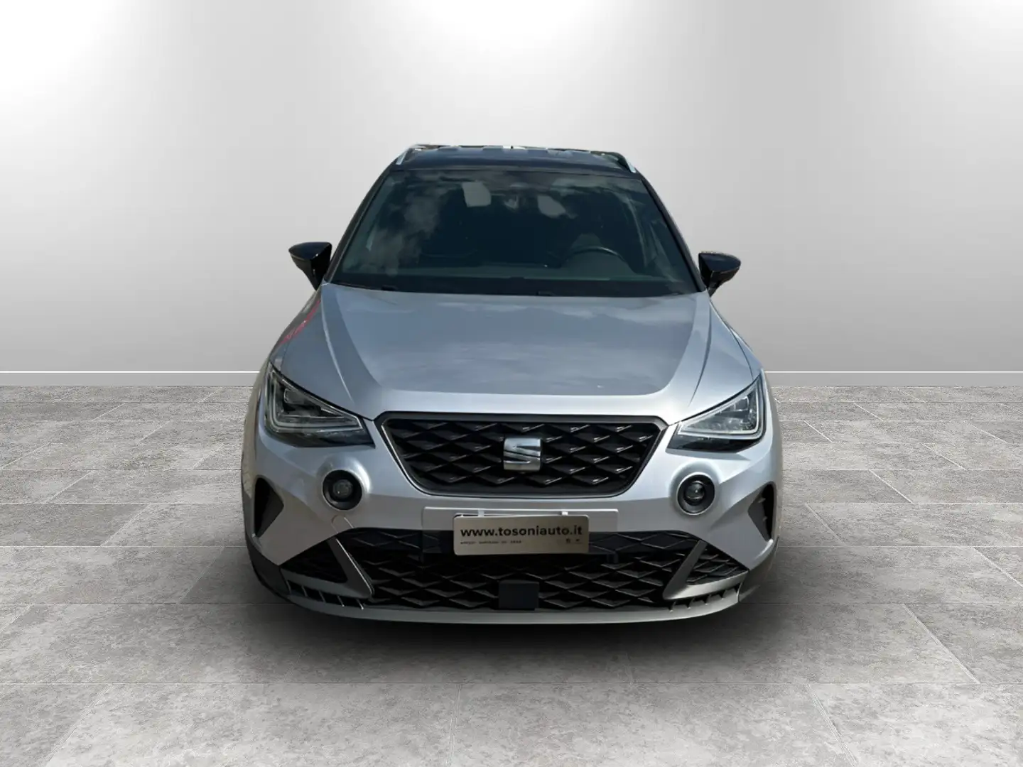 SEAT Arona 1.0 ecotsi FR 95cv Argento - 2