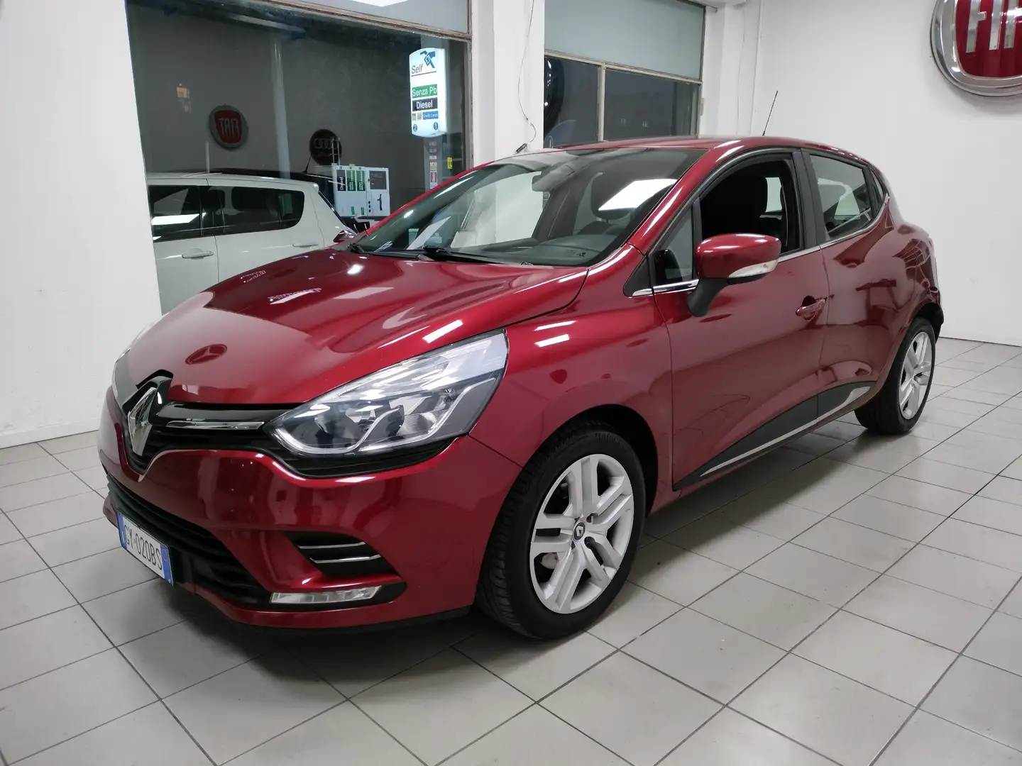 Renault Clio IV 2017 1.5 dci energy Life 75cv Rouge - 1