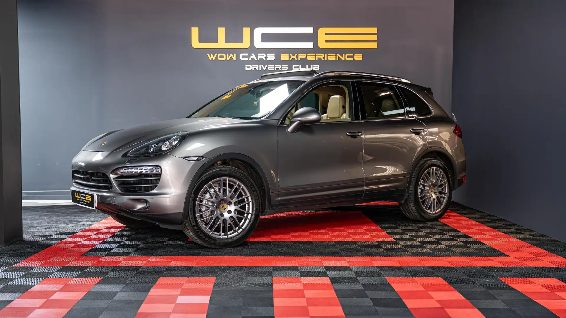 Porsche Cayenne 3.0 TD Tiptronic Коричневий - 1