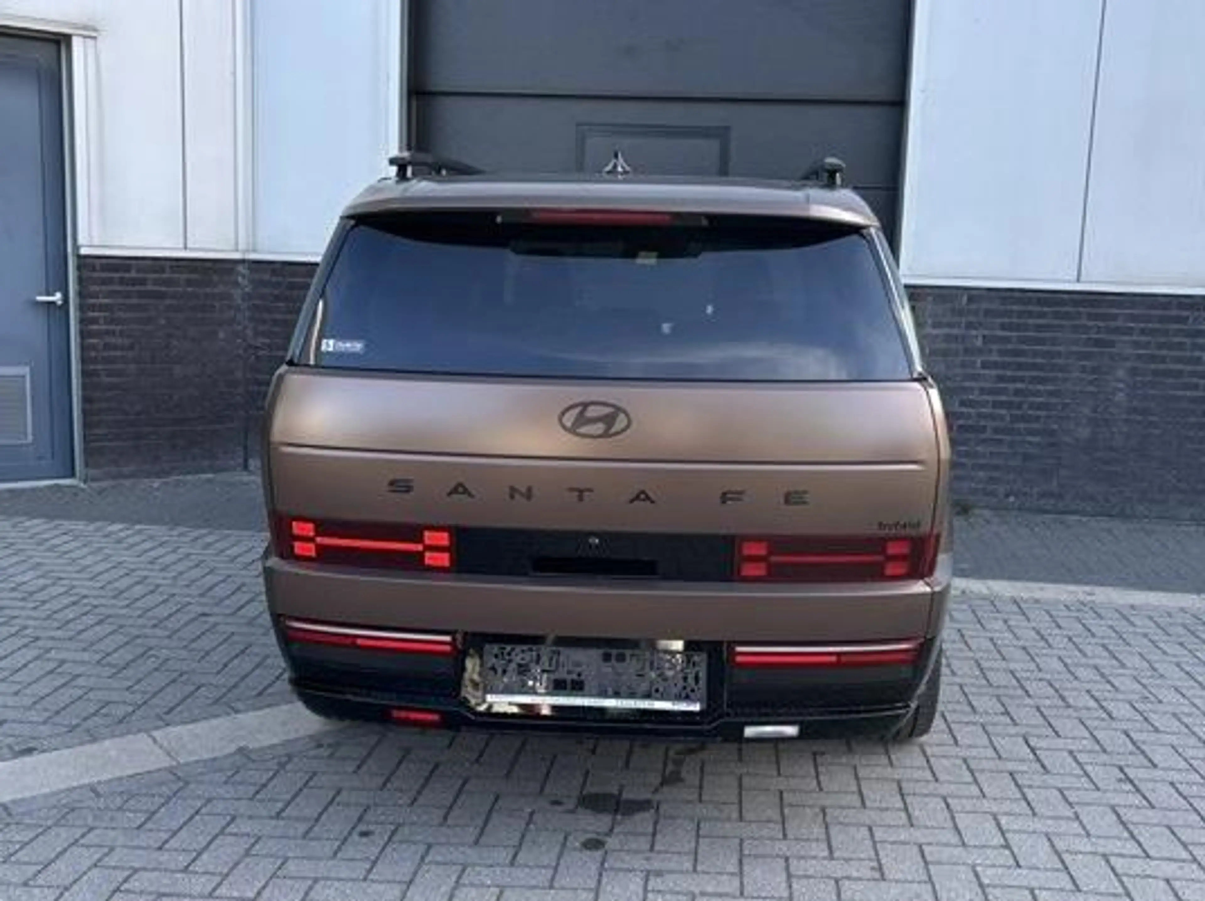 Hyundai SANTA FE Santa Fe HEV 1.6 T-GDi Shine Family 7pl S/S — photo 4
