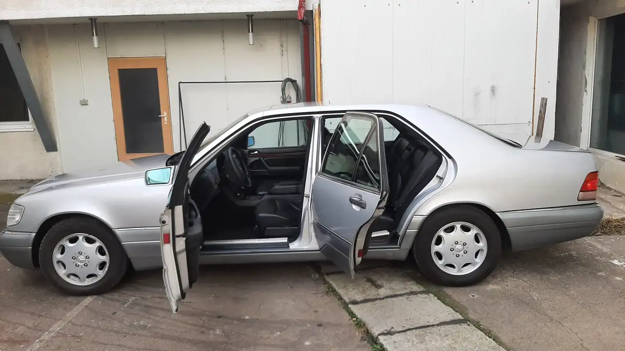 Mercedes-Benz S 320, foto 2
